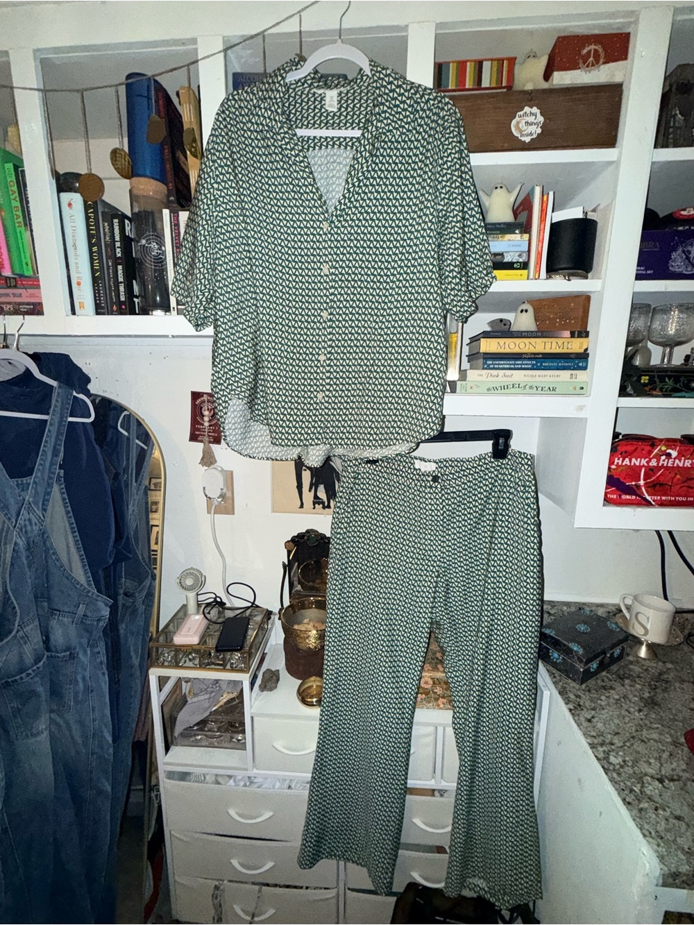 H&M Green and Cream Geometric Button-Up Top